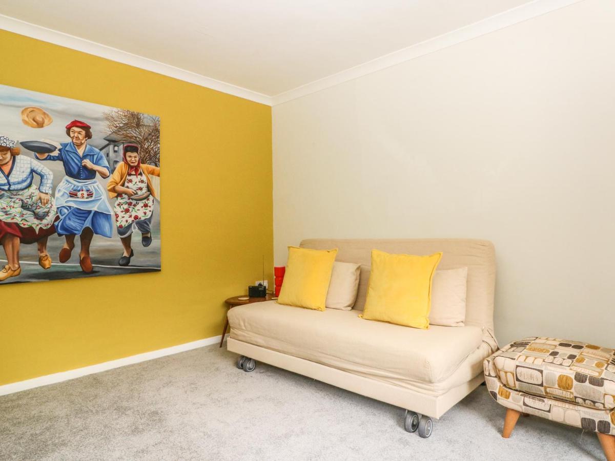 Villa Little Yaffle Dover Esterno foto
