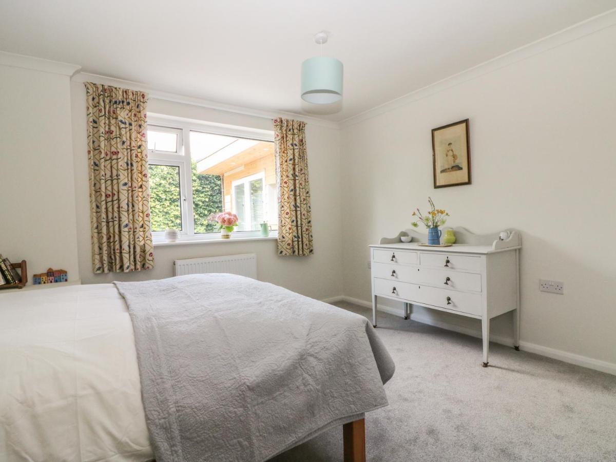 Villa Little Yaffle Dover Esterno foto